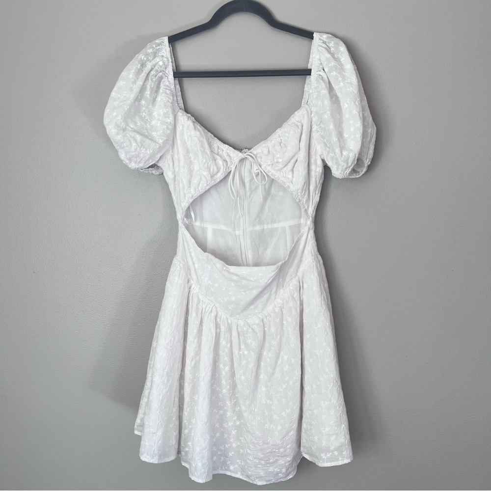 Sabo Alika Floral Embroidered Corset Cutout Waist Puff Sleeve Mini Dress White View 2